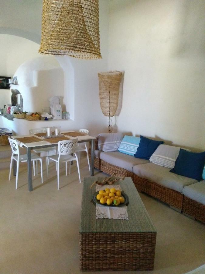 Bed and Breakfast Alicudi Giardino Dei Carrubi- Al Gradino 365 Exterior foto