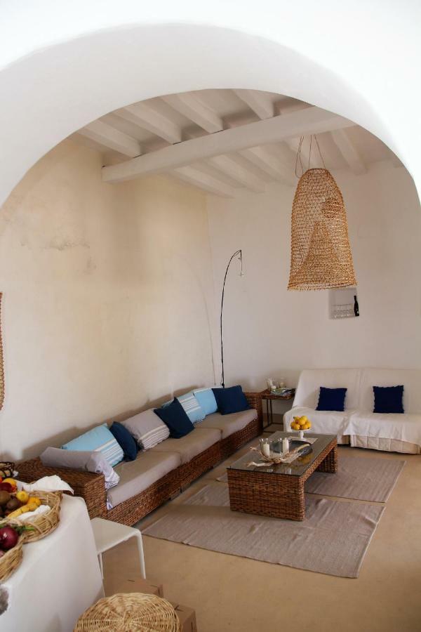 Bed and Breakfast Alicudi Giardino Dei Carrubi- Al Gradino 365 Exterior foto